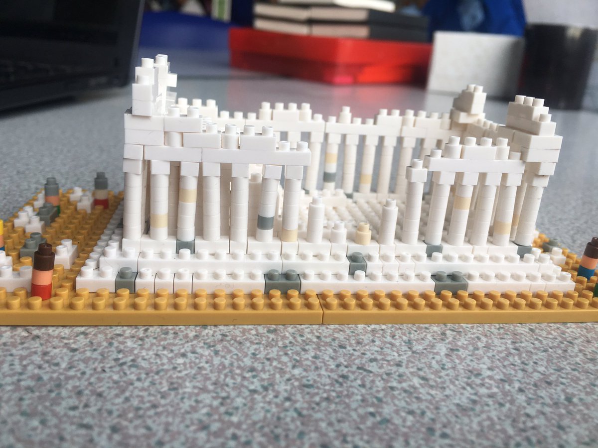 KWeston06's tweet photo. Amazing homework from 5WB! This must having taken a lot of time and effort. #tinylego https://t.co/xONGj0U9MY