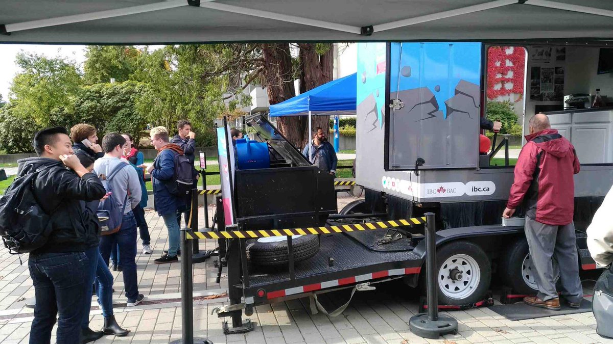 IBC_West's tweet photo. Only 1 hour left on to try on the #shakezone2017 #earthquake simulator! You still have time to come try this out! @UBC @UBC_RMS @yvonnekwok_ https://t.co/qnV6vvn5Wh