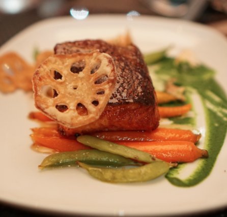 BLTSteakWP's tweet photo. Wednesdays at BLT Steak White Plains call for beautiful glazes and local produce! #whiteplains #bltsteak #914 #eeeeeats https://t.co/Ho76mkqFgW