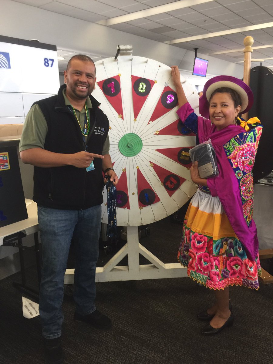 vegasgirl21's tweet photo. Celebrating diversity.  Hispanic Heritage Day at SFO. #beingunited @weareunited @Auggiie69 @39100ft https://t.co/7GJh3M2ydF