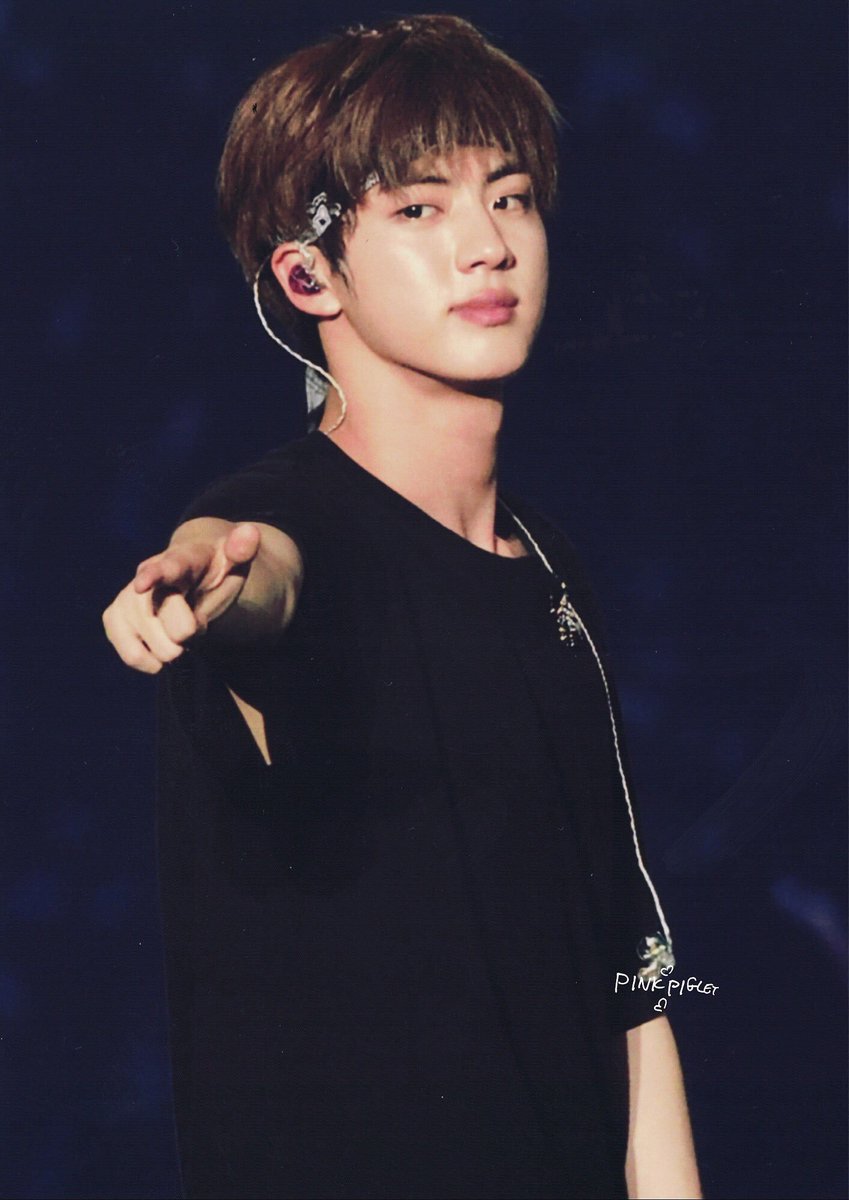 Seokjinpicss's tweet image. WORLDWIDE HANDSOME