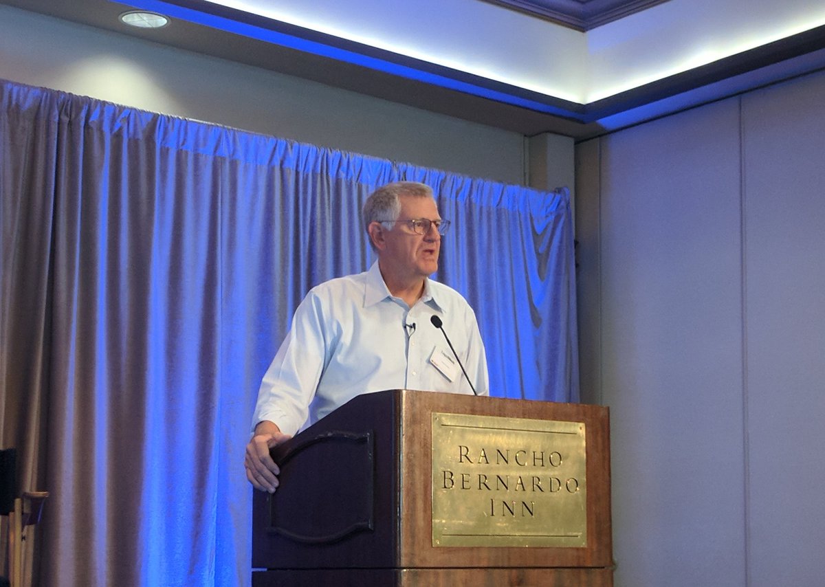 andrewarruda's tweet image. &quot;the pendulum has swung clearly in favor of the clients&quot; - Craig Courter of Katten here at #StrategicTech