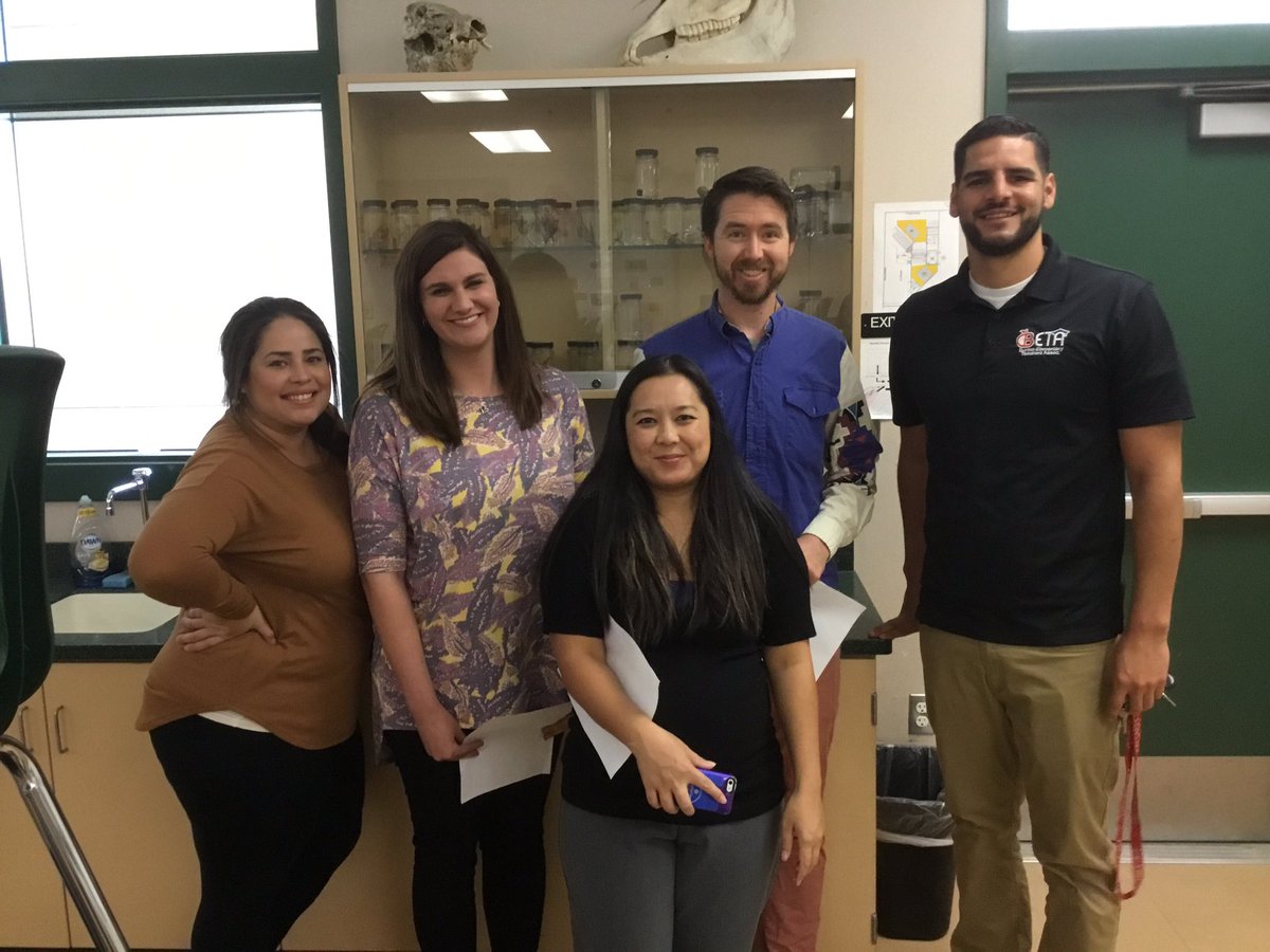 FerrFerrScience's tweet image. #everythingisawesomescca #teamafterschoolspecial