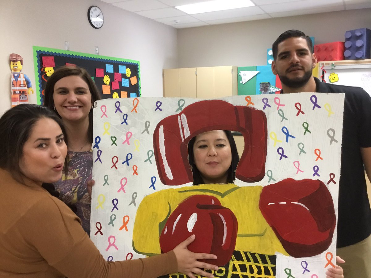 FerrFerrScience's tweet image. #everythingisawesomescca #teamafterschoolspecial