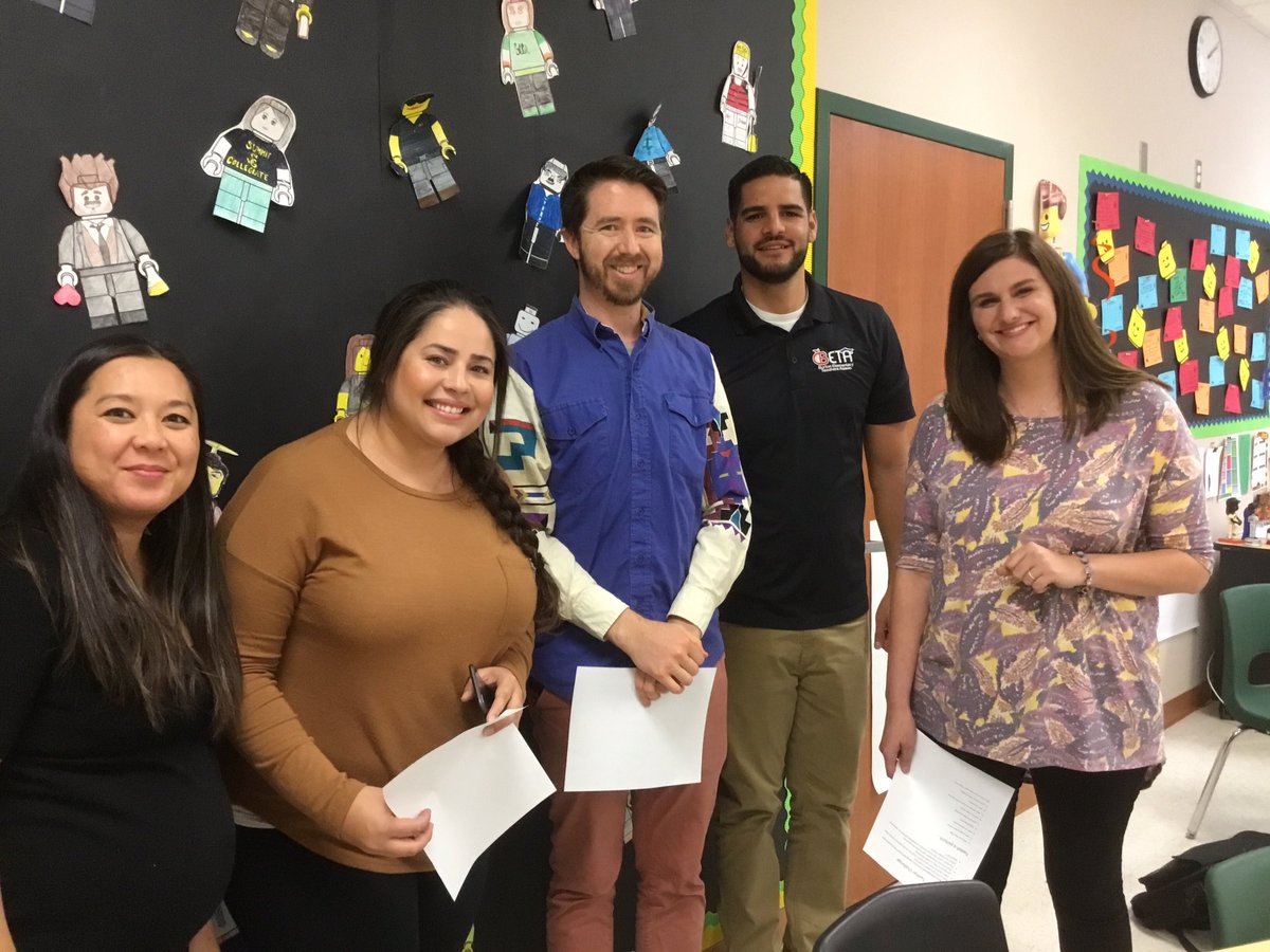 FerrFerrScience's tweet image. #everythingisawesomescca #teamafterschoolspecial