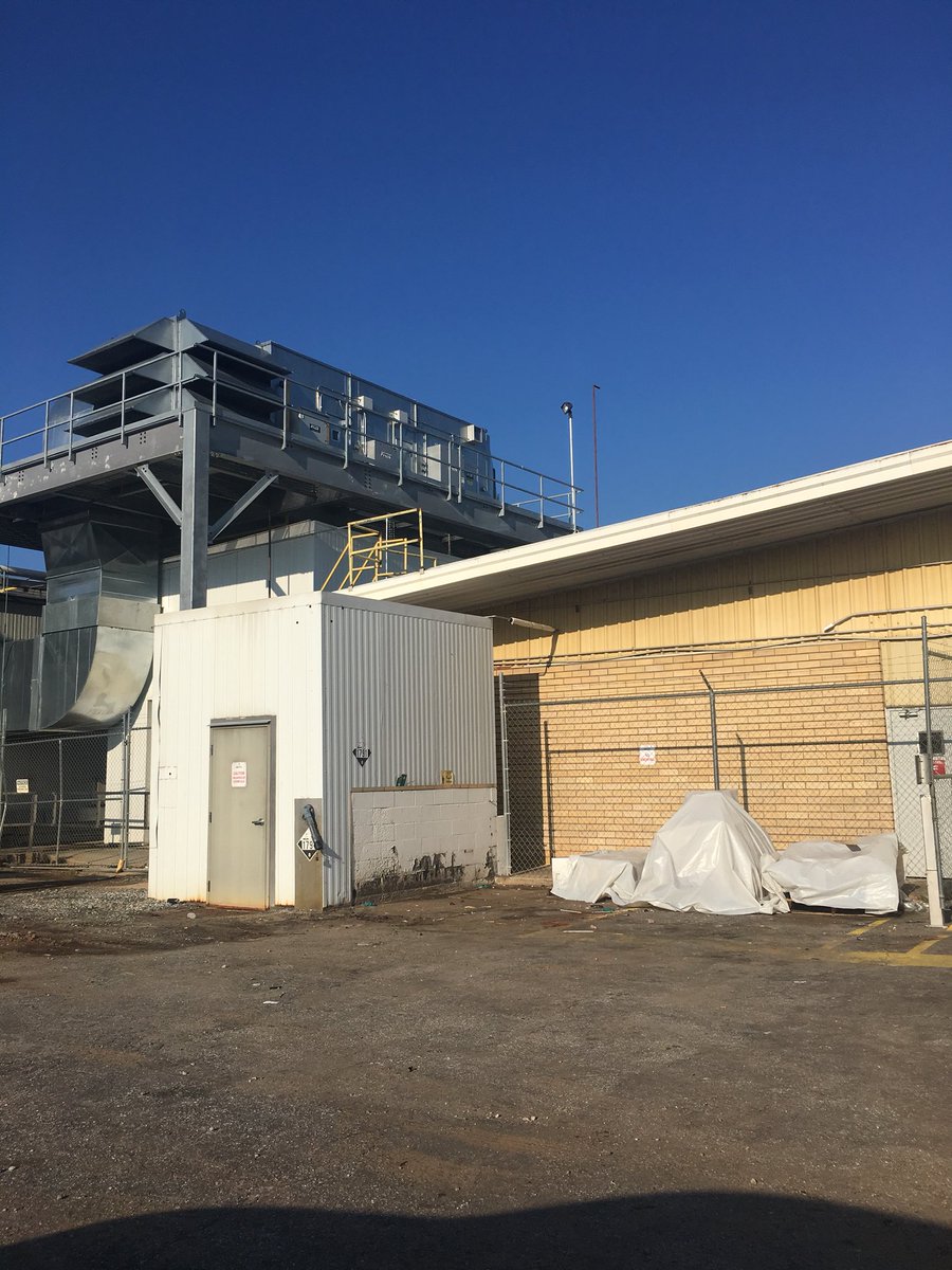 madwalshuga's tweet photo. Pilgrims Pride Corporation is a chicken producing facility that distributes their chicken to local places in Athens #EDMGassets https://t.co/89KMZZMdvM