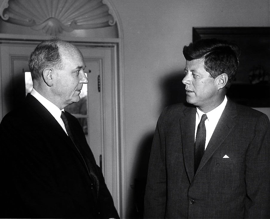 GregMitch's tweet image. Trump's dream?   55 yrs ago this week--JFK and Rusk moved to kill landmark NBC news special.  gregmitchellauthor.com/blog/the-nbc-n…