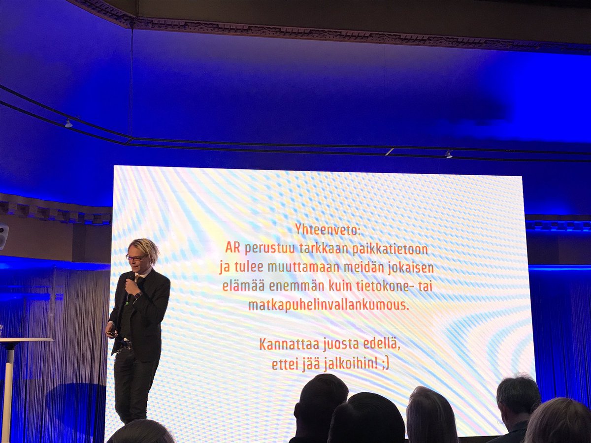 svilpas's tweet photo. Virkistävä ilta paikkatiedon eri sovellusalueiden ja erityisesti AR:n parissa (kuvassa Jufo / Immersial). Ei kun juoksemaan! #paikkatieto https://t.co/qkSiAfHNwk