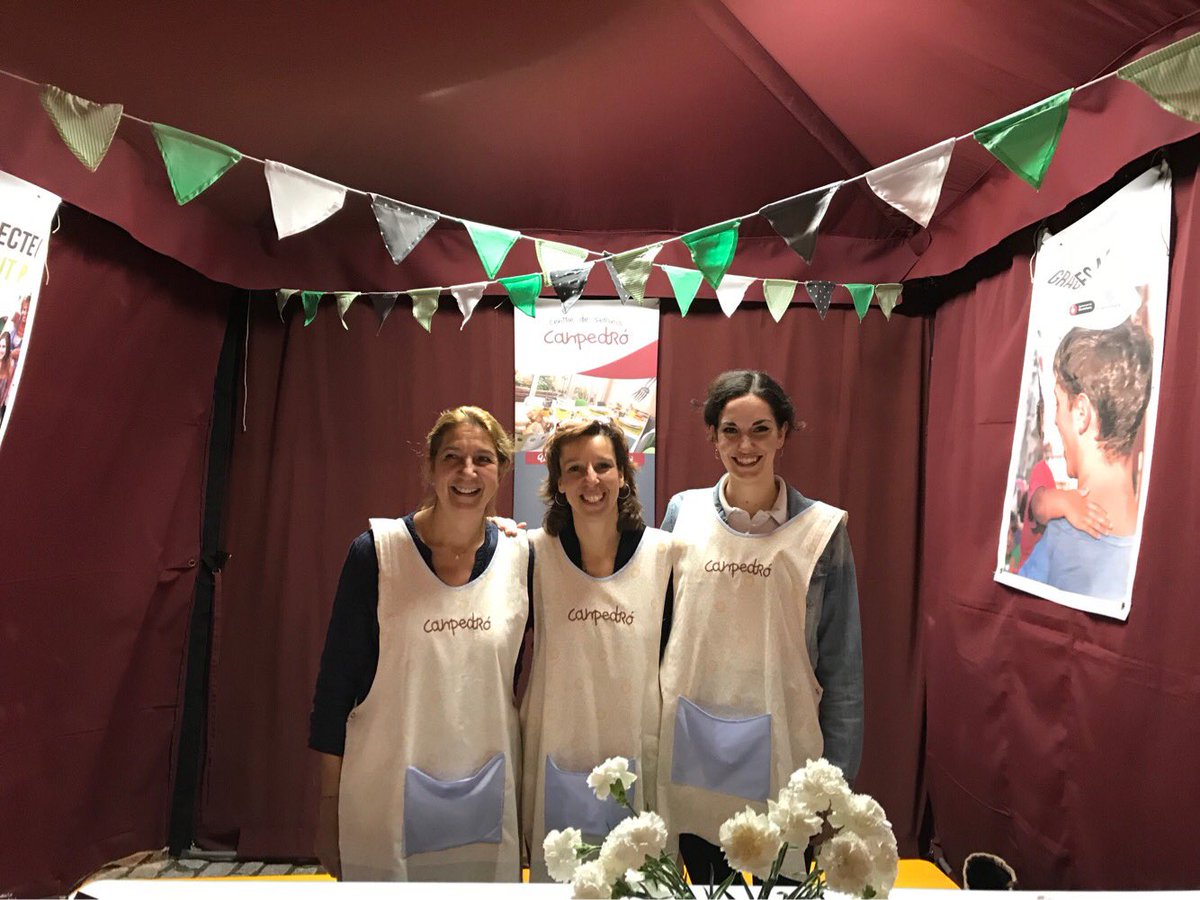 centrecanpedro's tweet photo. #Canpedro està a l’#oktoberfest2017 fins el dia 22 per a recollir aliments pel Menjador Social, passat i gaudeix, gràcies @imaginaserfeliz https://t.co/fRfyDSVgxm