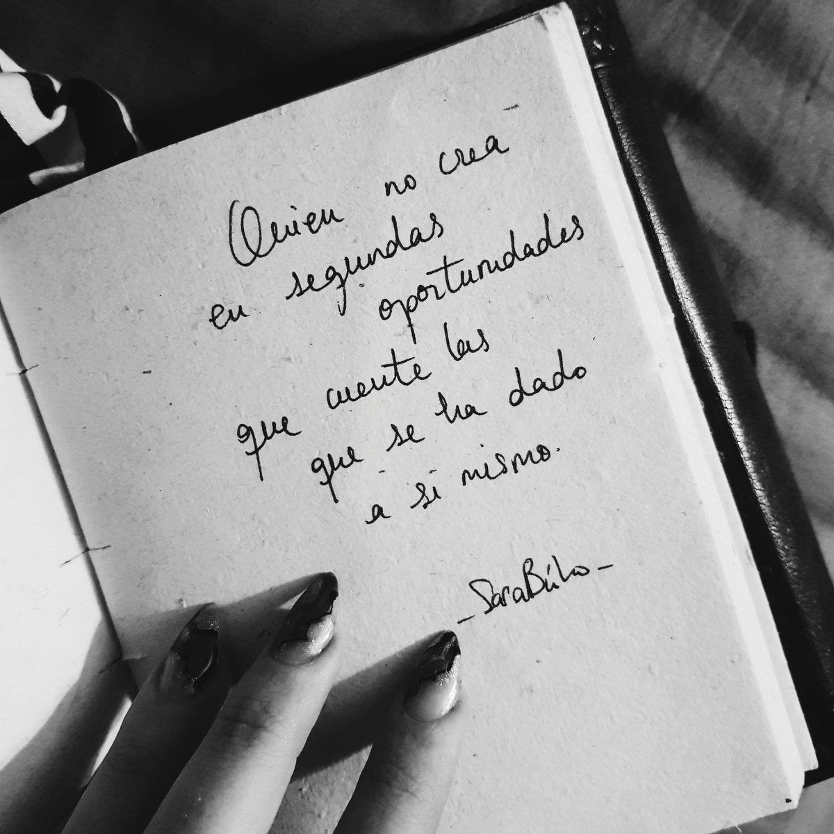 SaraBuho's tweet photo. Brindo por todas y cada una de ellas 🌿 https://t.co/bG53eM27zV