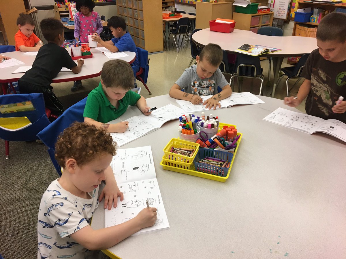 carolcollison1's tweet photo. Handwriting time! #lhepride https://t.co/MJEslQuWFh