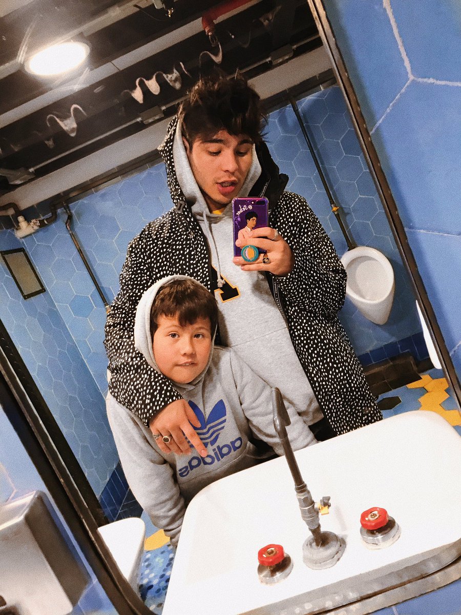 villalobossebas's tweet photo. te amo, monstruo https://t.co/dbA8vhI3kU