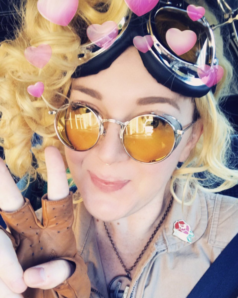 TheElectraRose's tweet photo. Holtzmann is here to steal your heart!i have too much fun as Holtzy at events! #cosplay #ghostbusters #bayareagb #holtzmann https://t.co/87azd0M0qf