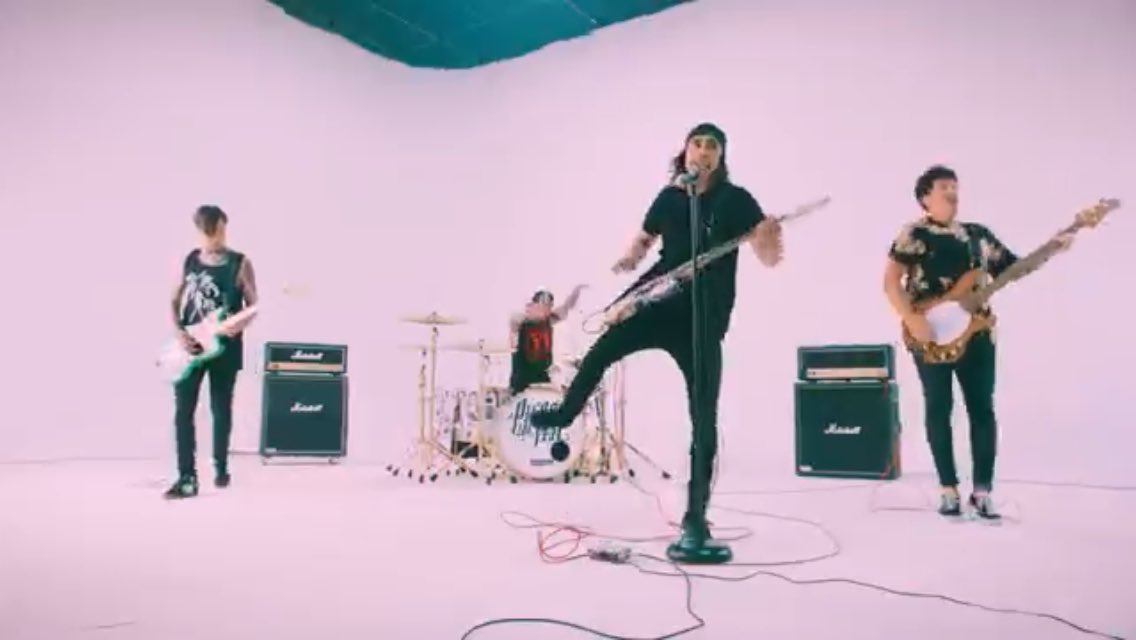 swsperry_'s tweet photo. Legit One Of My Favorite Videos !💗 l Love You Guys So Much #todayisawthewholeworld https://t.co/CTT11uUCUA