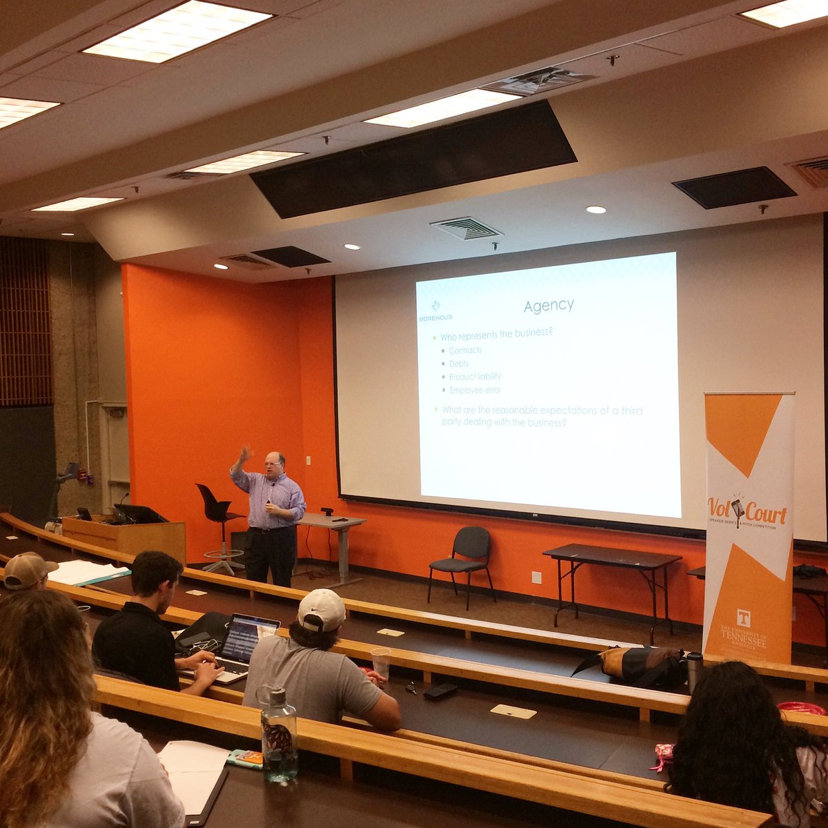 AndersonCEI's tweet photo. Thanks, @dmorehous for a great session 3! #VolCourt ⚡️ https://t.co/6fomSnkdxt