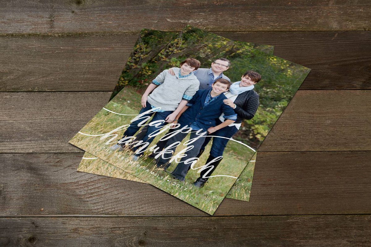 #happyhanukkah @jamie.schultz #cleanandserene #simplejoys #cleandesign #photocards