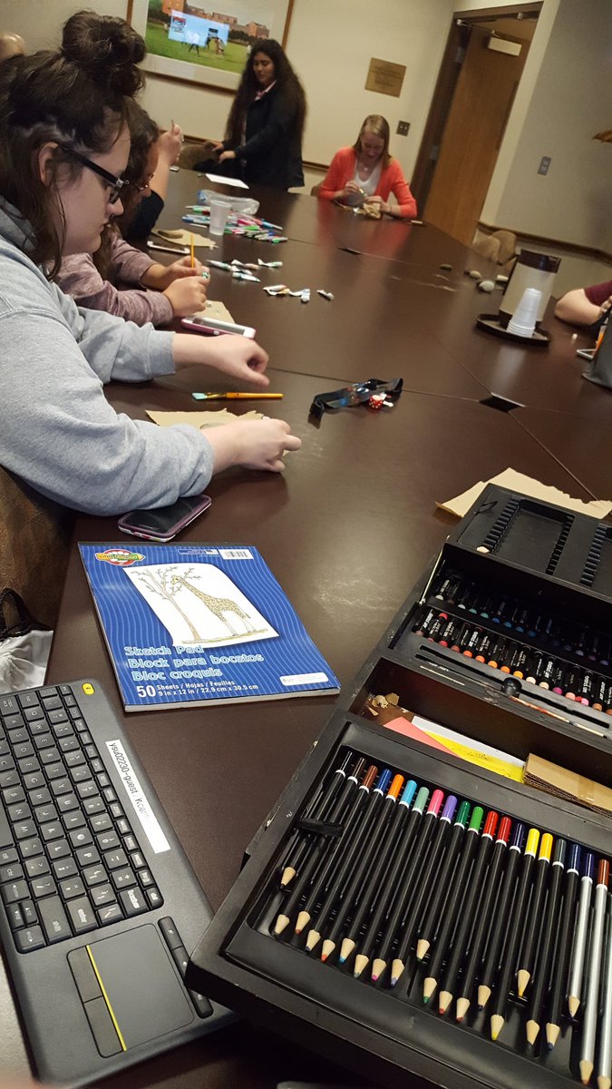 ysunity's tweet photo. painting messages to spread around #ysu! #comingoutweek #ysunity https://t.co/KaULzMYwPP