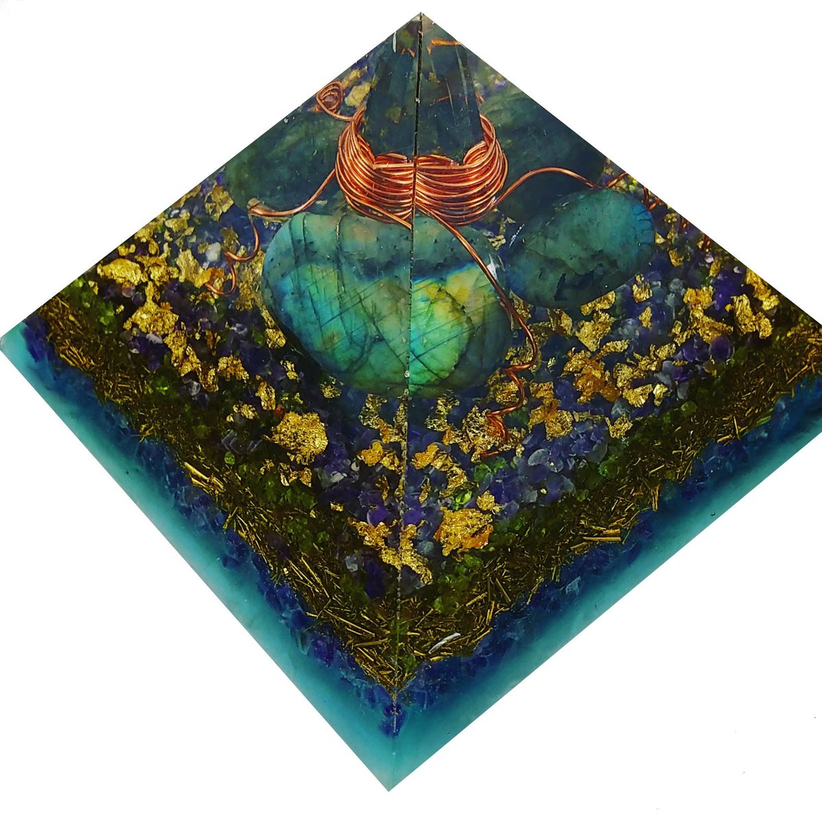 ForOrgone's tweet photo. Free Shipping now on on all orders for Orgone Pyramids https://t.co/h0vr9gc1DK #ogone #orgonite #freeshipping #reiki #chakras #meditation https://t.co/ki4TE0Fbou