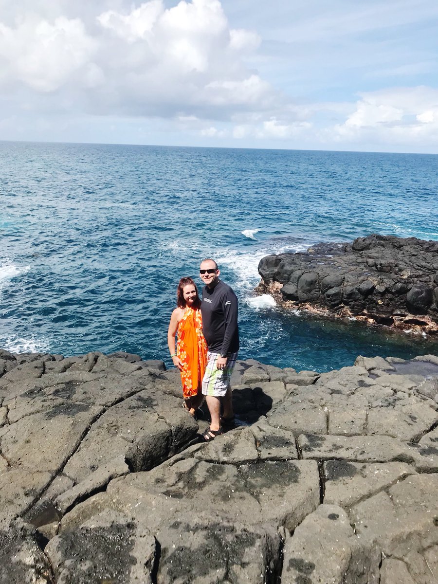 ssourant's tweet photo. I like me better when im with you😏💕🐬🐢 #kauai https://t.co/cuMeE09Ys2