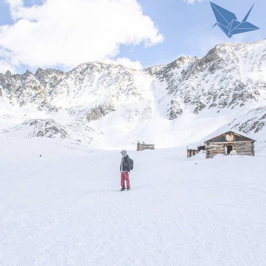 fliproducts's tweet photo. Can you believe that it's winter already? Rumor has it, #ArapahoeBasin opens Friday! #FLIhigh #dabs #vape #cannabis #snowboarding #extracts https://t.co/woAbP8eGGM