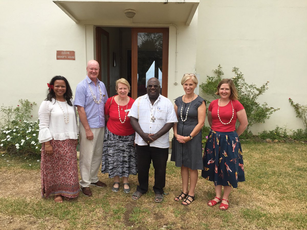 Productive discussions today between 🇦🇺 #OLMC, MercyWorks and the Bishop about working together in #Vanuatu