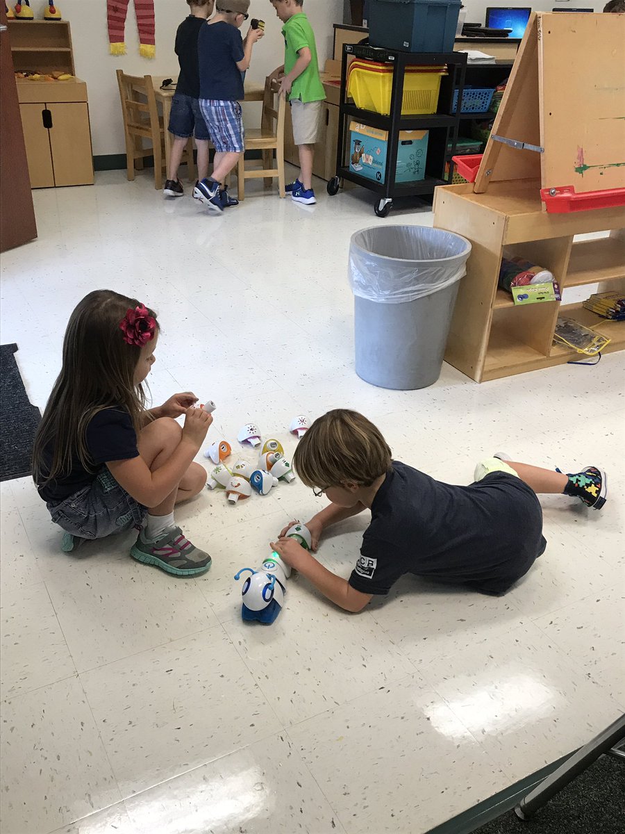 Kinders Can! Coding is always lots of fun with this little guy ! <a href="/DixonRoadElem/">DixonRoadDragonflies</a>