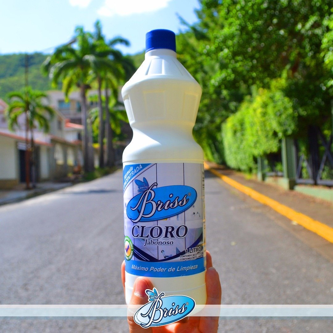 briss_vzla's tweet photo. #Briss Cloro Jabonoso, una fórmula con máximo poder de limpieza en toda superficie, evita los hongos y deja limpio #Briss
#Briss #Altopoder https://t.co/9R2qT0zIJA