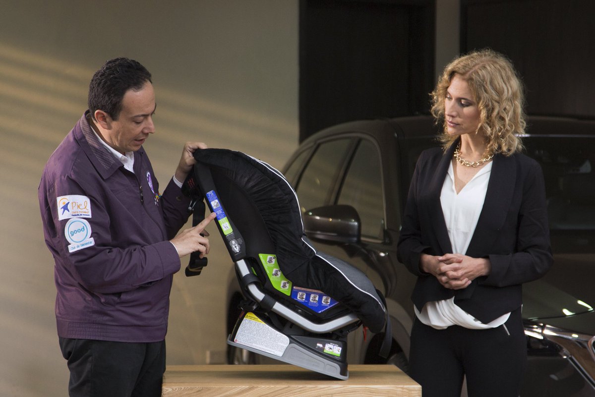 mazdacolombia's tweet photo. ¿Aún no sabes cómo instalar tu silla de bebé correctamente? Con #MazdaTips aprenderás cómo hacerlo, descúbrelo en: https://t.co/64cZQaFHgT https://t.co/nfkj2VXmlR