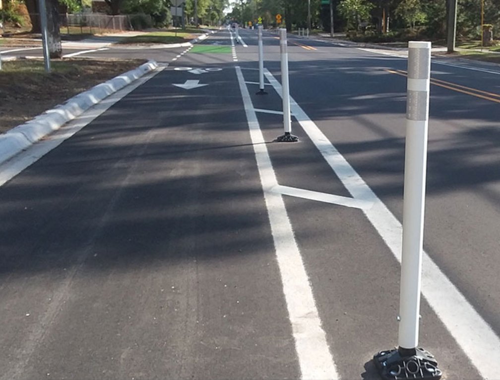 Protected #bike lanes are in the works for Ferndale and Oak Park.
bit.ly/2hQgb5C

#MetroDetroit