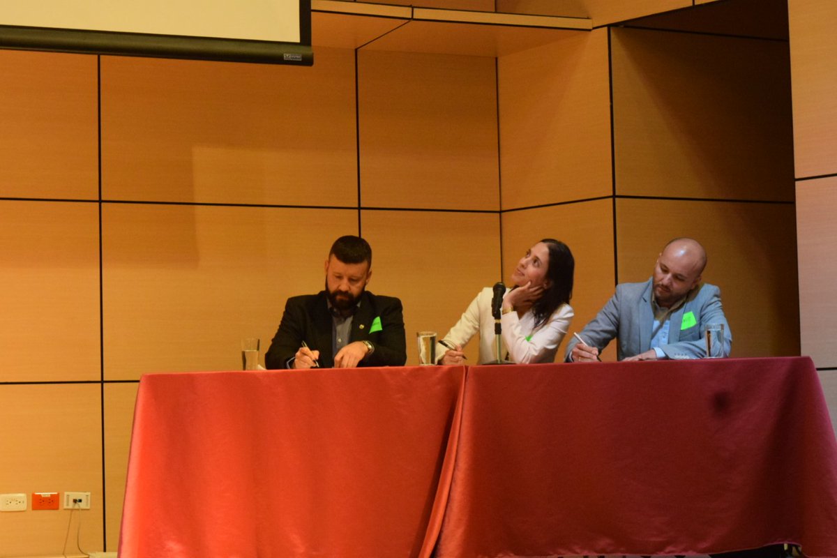 camaraaburrasur's tweet photo. Jurado del #NetMeSur @sara_correal de @Conconcreto / David Osorio de @capitaliaCO / John Salazar de @muebleriaunida https://t.co/ltiMPS9yvY
