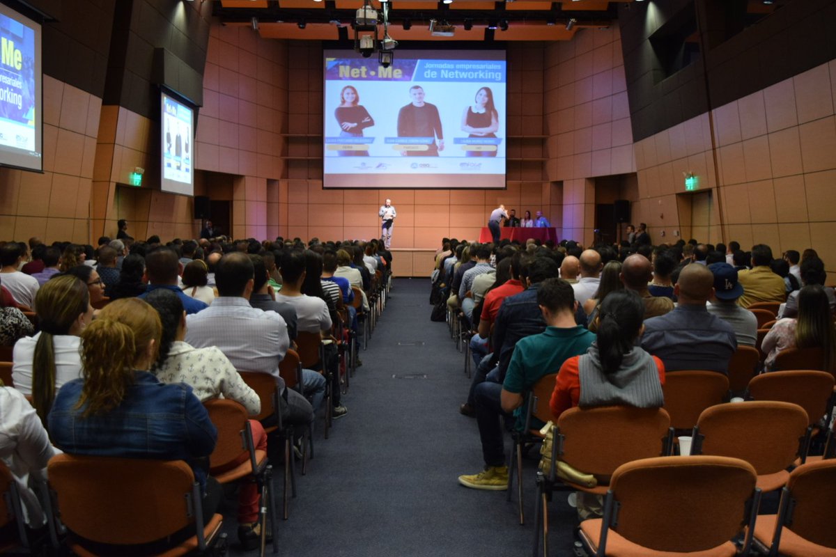 camaraaburrasur's tweet photo. Jurado del #NetMeSur @sara_correal de @Conconcreto / David Osorio de @capitaliaCO / John Salazar de @muebleriaunida https://t.co/ltiMPS9yvY
