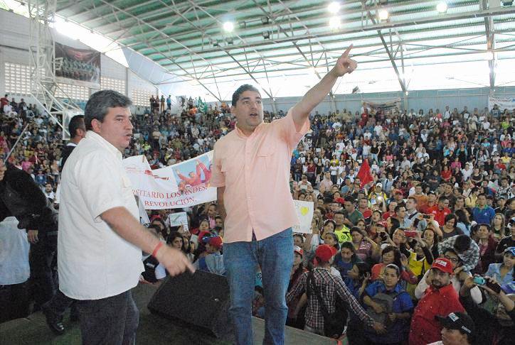 ivanrive3's tweet photo. #MÉRIDA CANDIDATO DEL GPP @JEHYSONGUZMAN GARANTIZA EMPLEO A LOS SERVIDORES PÚBLICOS DE LA GOBERNACIÓN
https://t.co/gcOJAzHzM1 https://t.co/i6cLB3ufaC