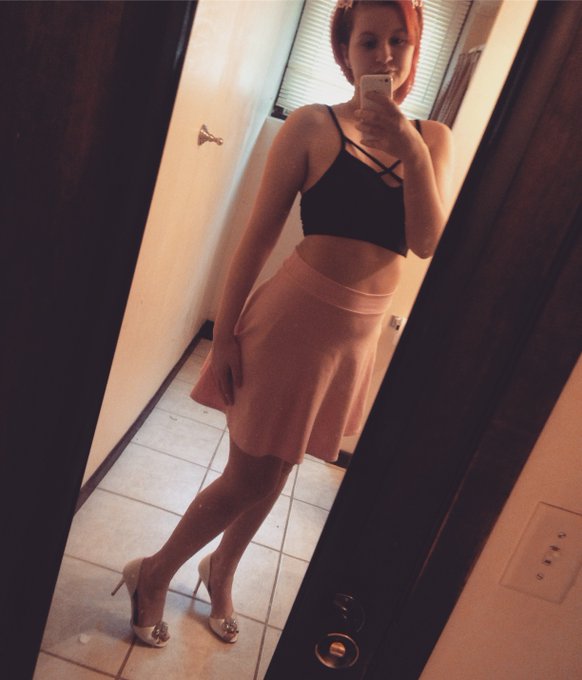 💕 Feeling cute 💕 https://t.co/IAEYeZAWKL<a href="/tag/lovense"class="tags"><span>#lovense</span></a>