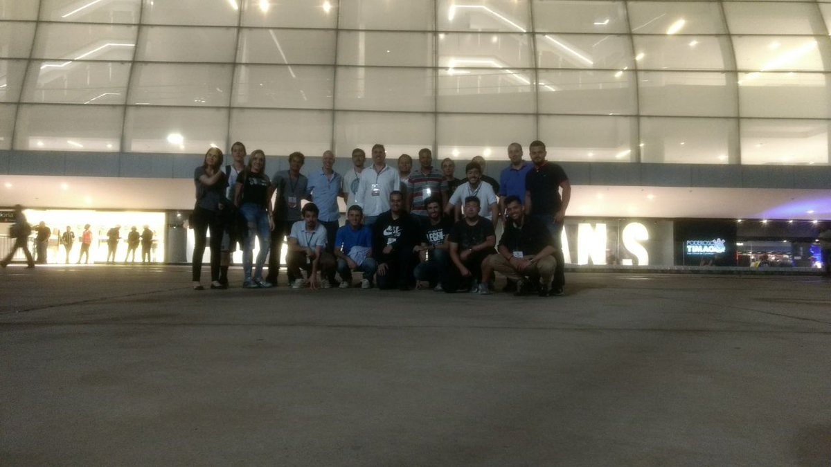 escolathe360's tweet photo. Rolando a primeira experiência do curso BFC edição 9 na incrível @A_Corinthians !
Bom demais!!
#Futebol #BFC9 #CursoBFC #ArenaCorinthians https://t.co/0PgDziUah4