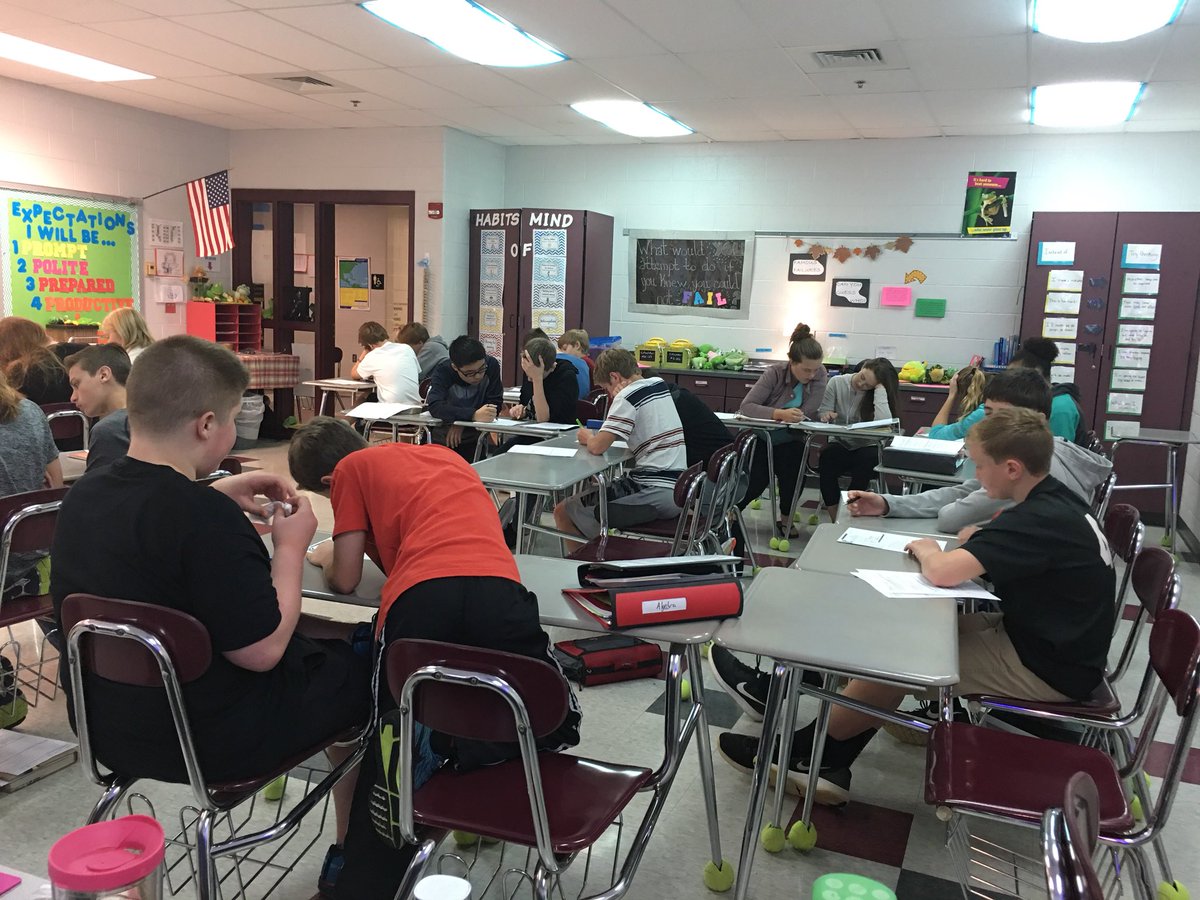 FrogsMath's tweet image. Let’s think “logically”. Collaborating to solve the puzzle. #MASDProud @FrogsMath