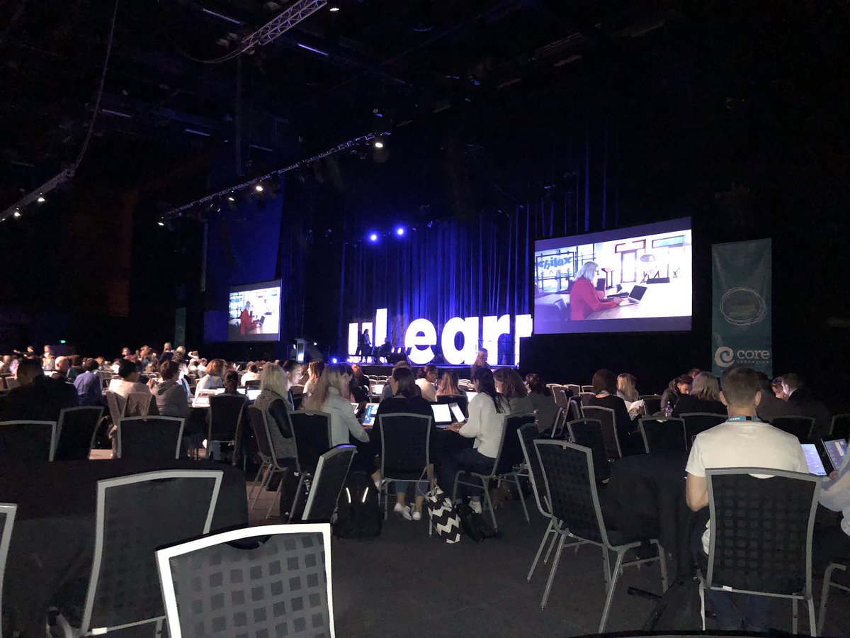 piinksmoothiie's tweet photo. What an inspirational conference. Learning so much and taking away heaps! #uLearn17 https://t.co/bfKbYXplQB