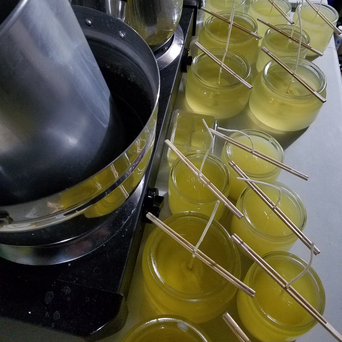 RaKaElements's tweet photo. 3 fresh batches of #RaKaElements #soycandles ready for this weekend! We'll be back at #overlandmo #farmersmarket #handcrafted #soy #Candles https://t.co/sKtOPwpjIS