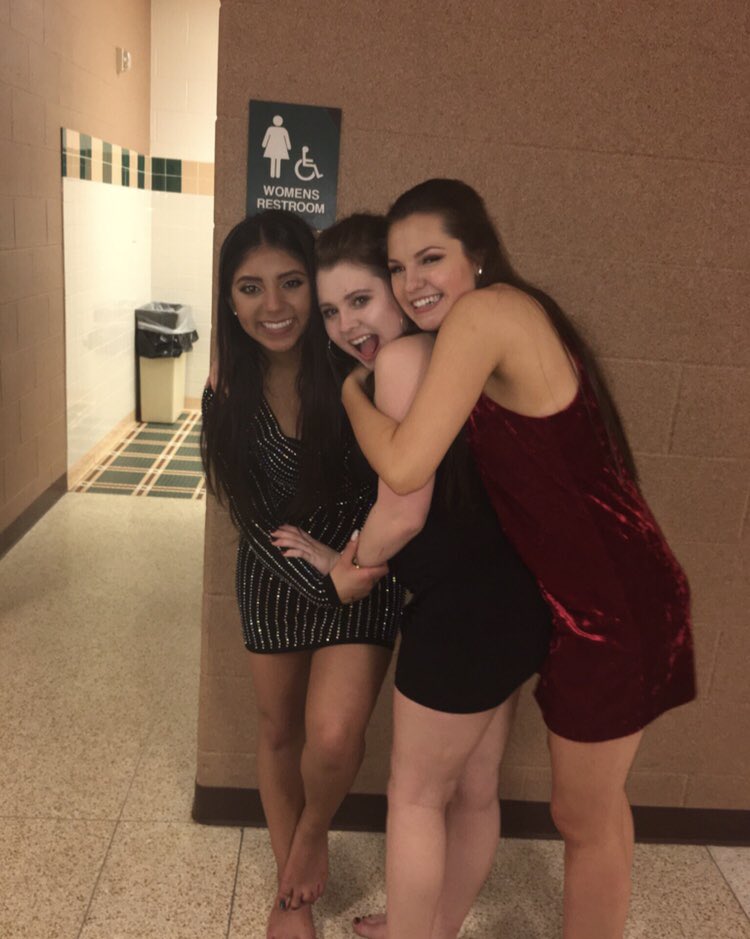 Happy birthday liz!!! love u bbg         