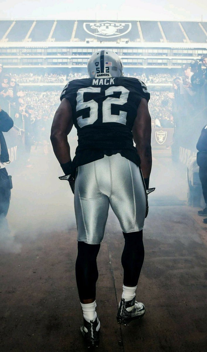 StevenMazon's tweet photo. #RaiderNation #khalilmack @52Mack_  #justwinbaby https://t.co/aE2jjCmtW4