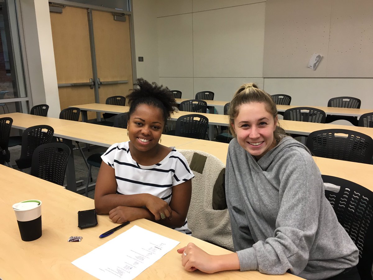 UOPRSSA's tweet photo. Peer mentorship is off to a great start! #prbesties #prssa https://t.co/zOHm8olbez