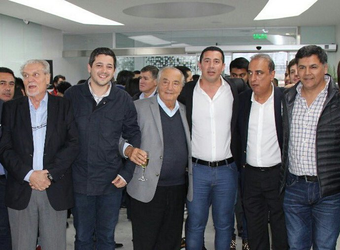 ChrisSosaSEC's tweet photo. Inauguración de la clínica odontologica OSECAC
16 consultorios
Salas de tomografía y radiología
Laboratorio digital con tecnología CAD-CAM https://t.co/upB4FXa0fn