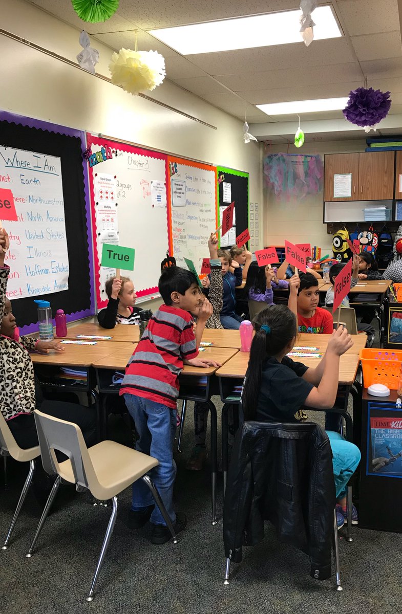 MrsVazquez54's tweet photo. Thank you @stdl for visiting and teaching third grade the importance of visiting the library! @D54schools #WeAre54 #D54Armstrong https://t.co/v1x7TfLtJJ