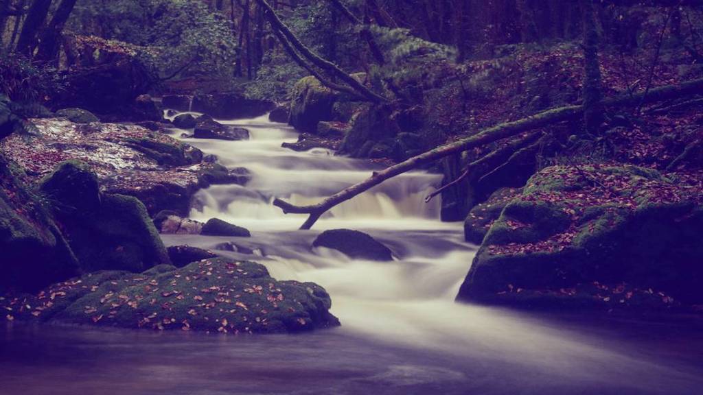 ThePixelist's tweet photo. #golithafalls #longexposure #photography #cornwall https://t.co/DShYcMhRyd