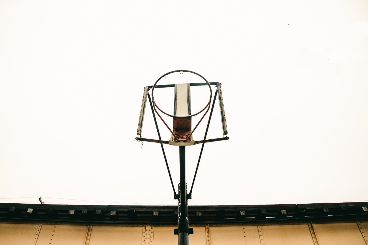 Mark_waite_'s tweet photo. More with Less
#modernnoteriety #basketball #ballislife #chicago https://t.co/bKy0cUWcXb