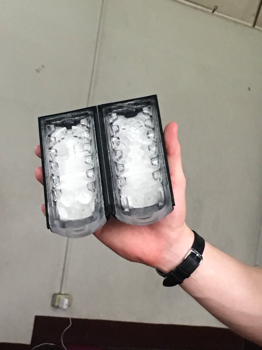 upbabaylan's tweet photo. This masturbator looks like a sound system when not in use. It needa lube for maximum pleasure. Fuck ganern! #ItsOkayPH #ACLE2017 https://t.co/Ff3v8M710H