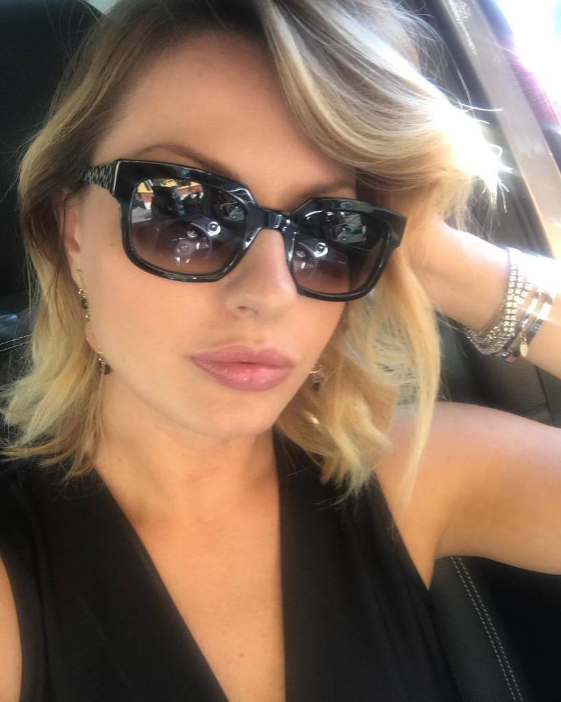 Manilanazzaro's tweet photo. Buongiorno!!!... #buongiovedi @nuagedetoiles #newcollection #myfriends.. #luckygirl 💋 https://t.co/M1vcUVdqqM https://t.co/knrOA9kV1t