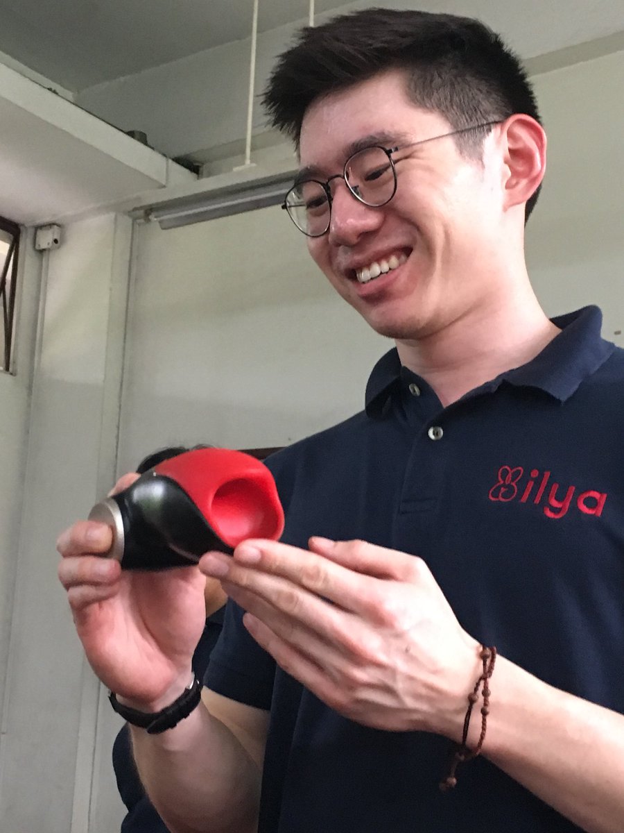 upbabaylan's tweet photo. Another penile masturbator for the horny and lazy. Fuck Ganern!  #ItsOkayPH #ACLE2017 https://t.co/rBErzWvnvj
