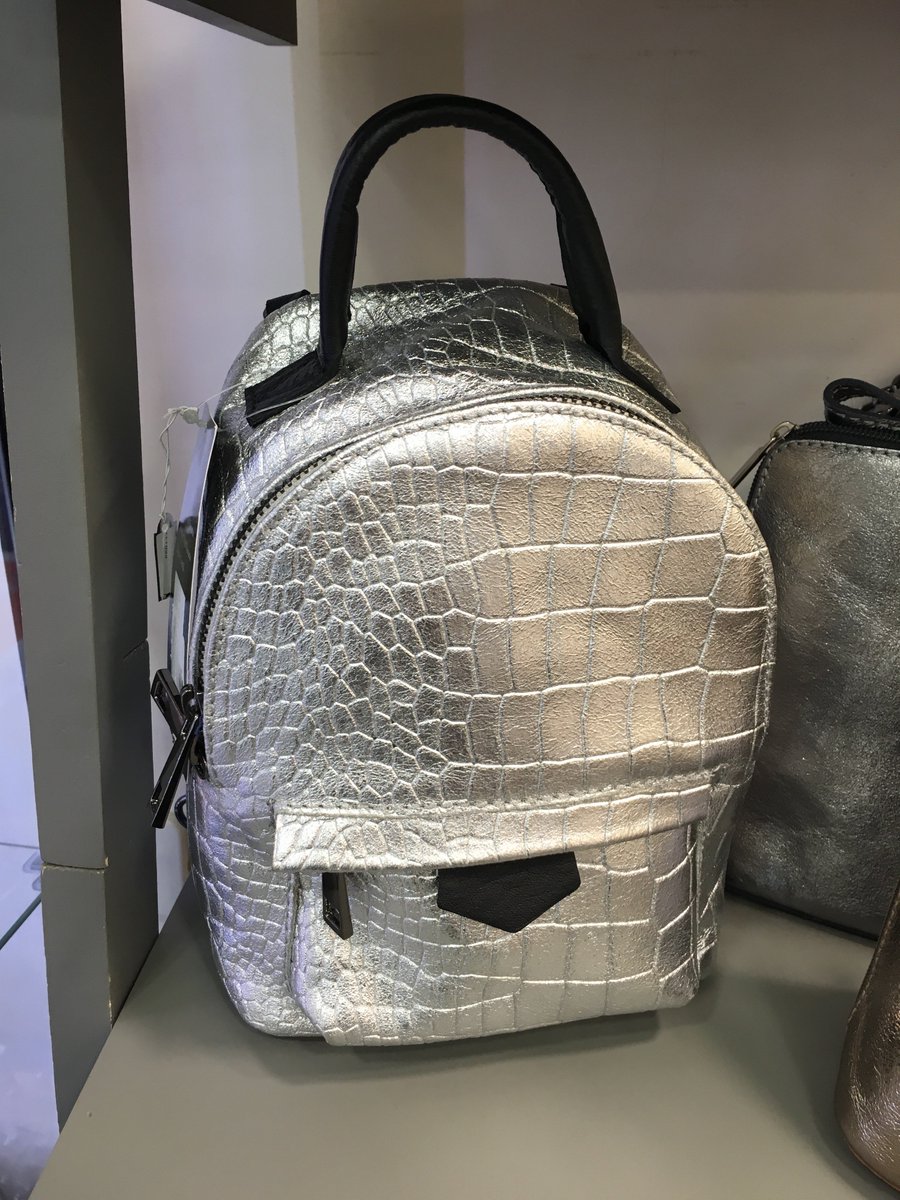 Nueva colección.TE LA QUIERES PERDER?
Precios y Moda,últimas NOVEDADES EN PIUEGO.Tu joyería de AHORA
C.cARTURO SORIA PLAZA.MADRID