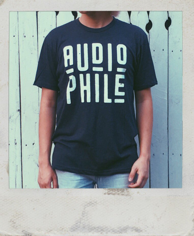 AUDIOPHILEREAL's tweet photo. #MicDrop2017 merch solutions ๐ข https://t.co/ROVjSh5AtD