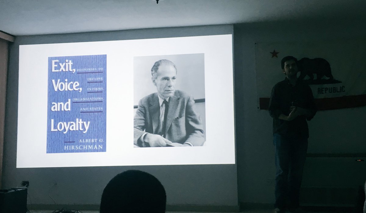 SharonLisseth's tweet photo. Genial charla de @felcheck en #LearningNight - Hacktivism 👌 "Crea una/tú salida". https://t.co/icdEz2kbMI